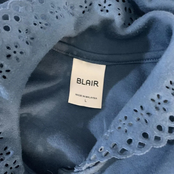 Blair Vintage Blouse Light Blue Eyelet Sleeves and Collar Short Sleeve Large - Picture 7 of 7